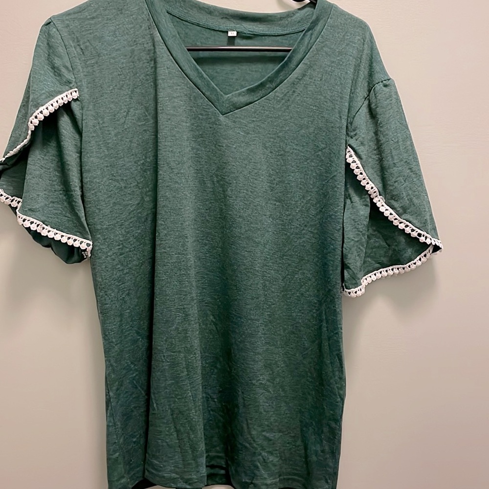 Summer top with trim-never worn